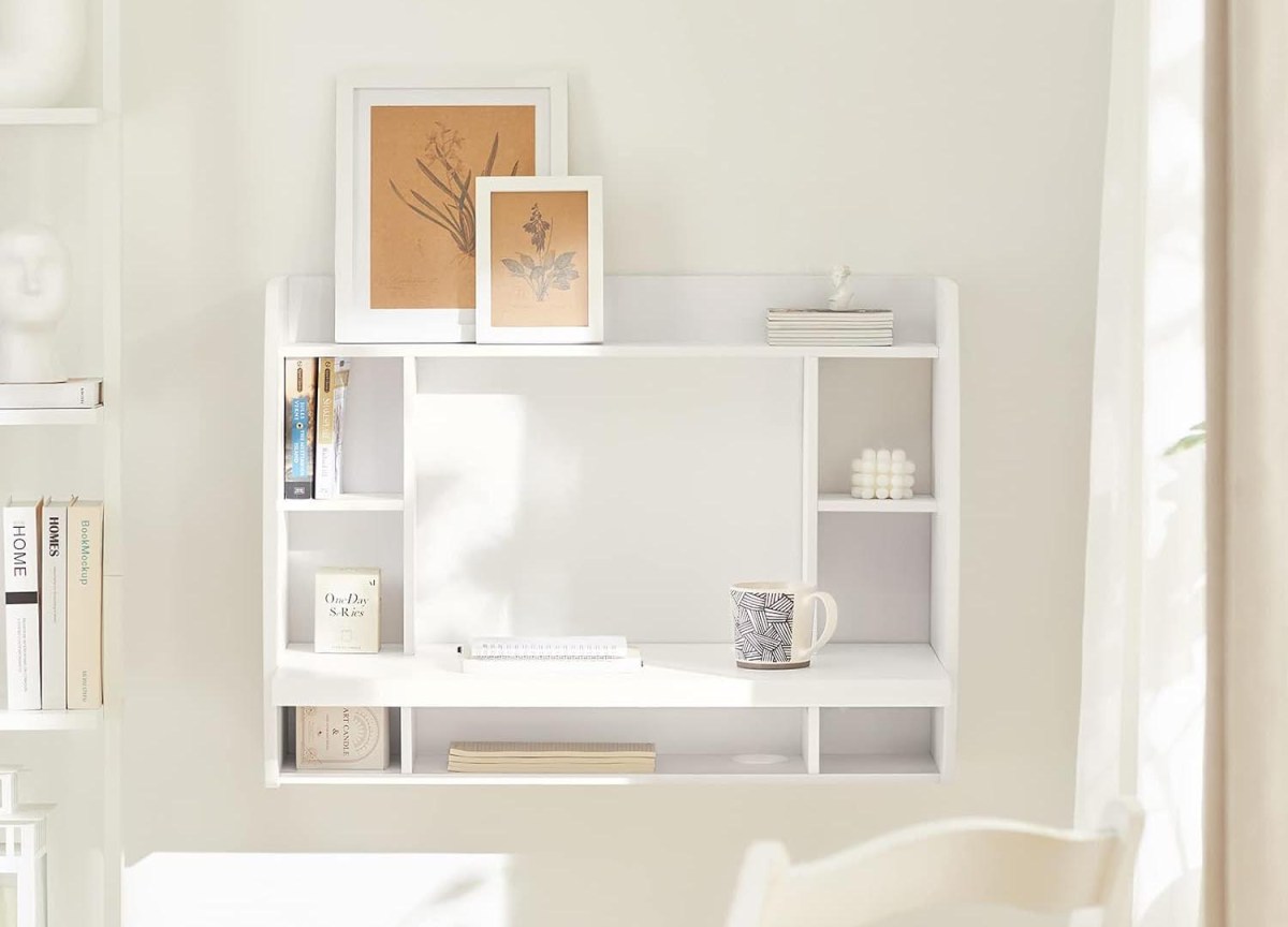 Things You Need for an Apartment Option Wall-Mounted Home Office Desk