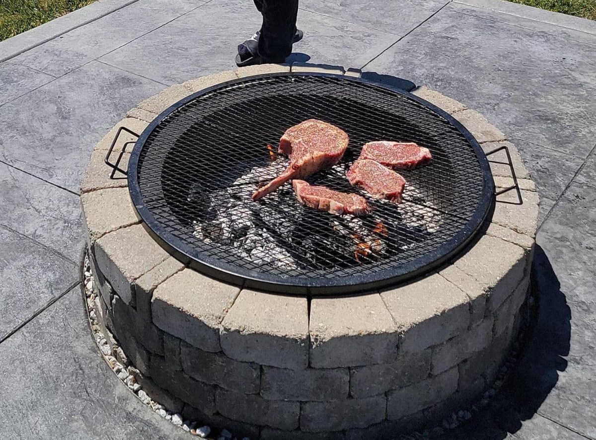 Turn Your Fire Pit Into a Griddle With These Hot Accessories Round X-Marks Fire Pit Cooking Grate