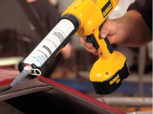 The Best Cordless Caulk Guns