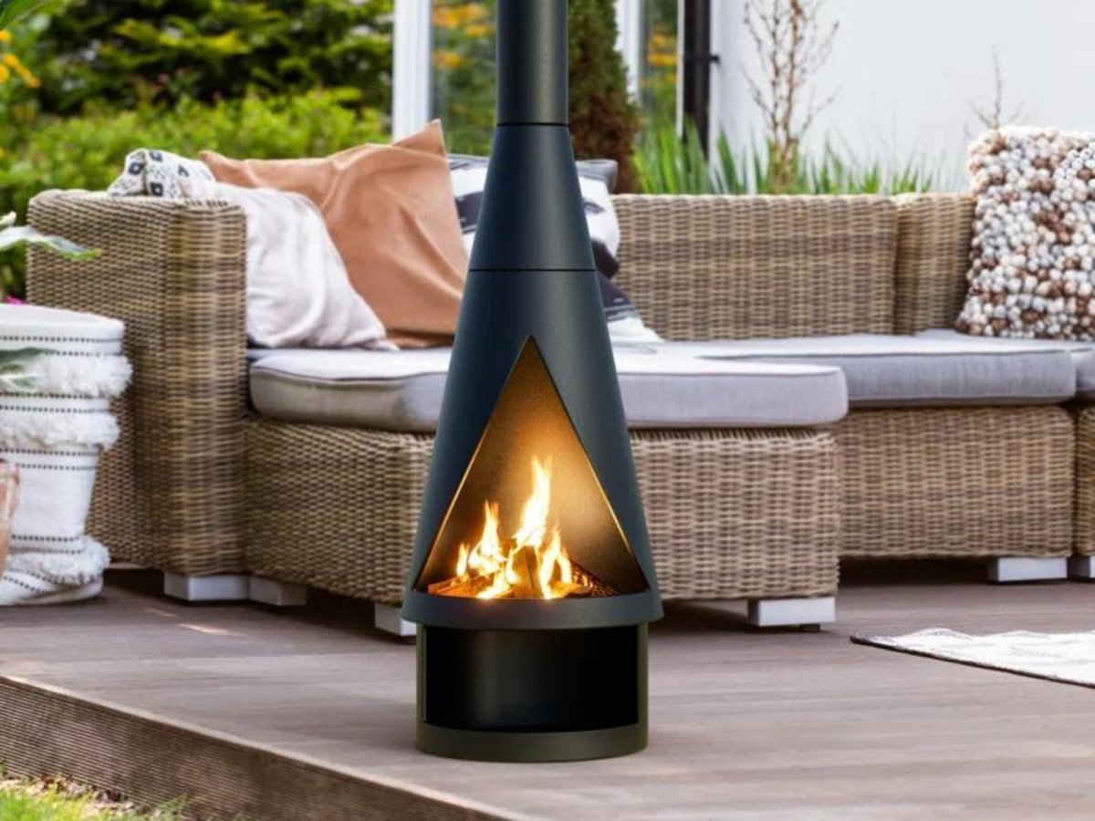 The Best Outdoor Fireplace