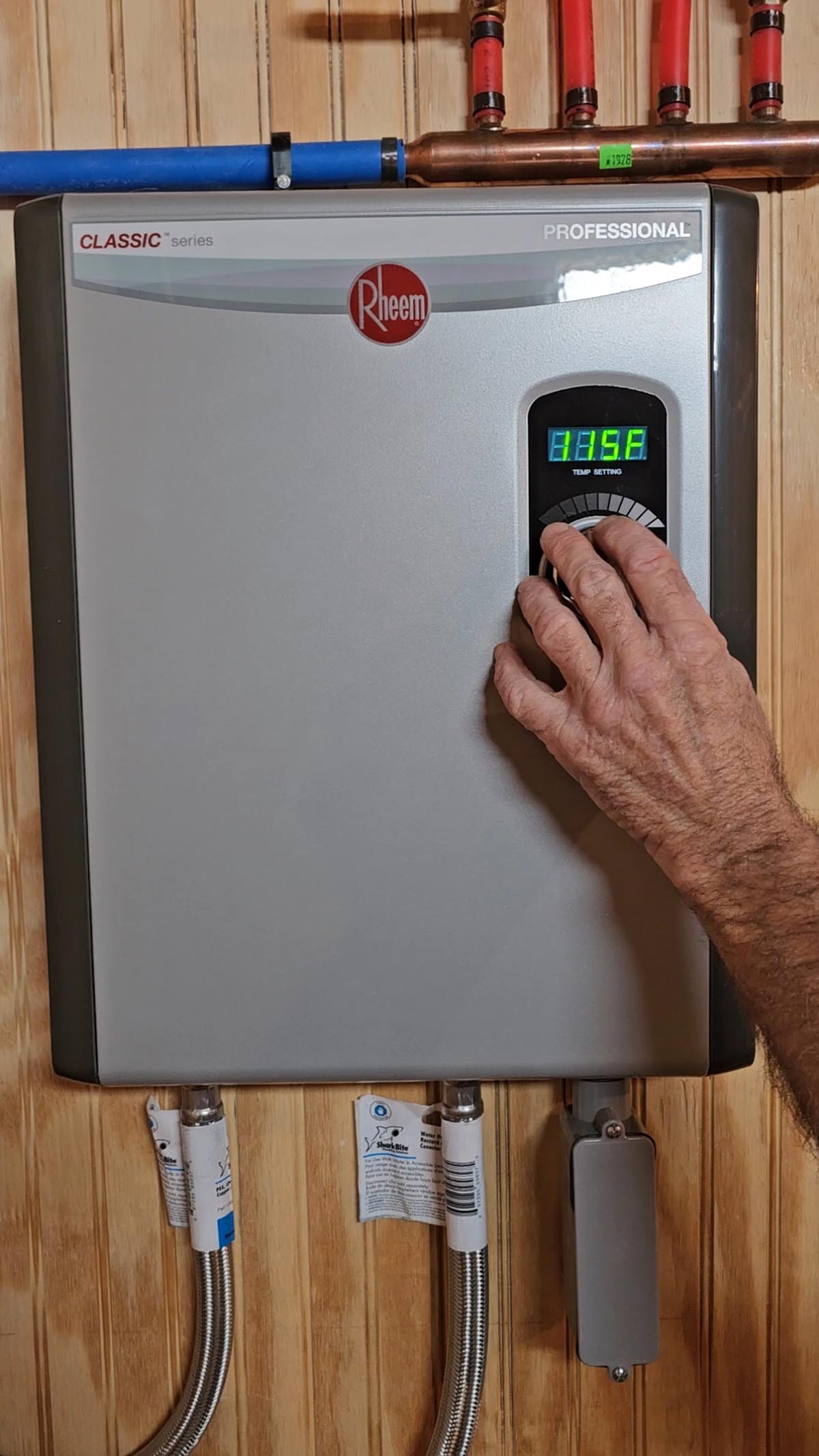 Rheem Water Heater Review Adjusting the temperature control knob