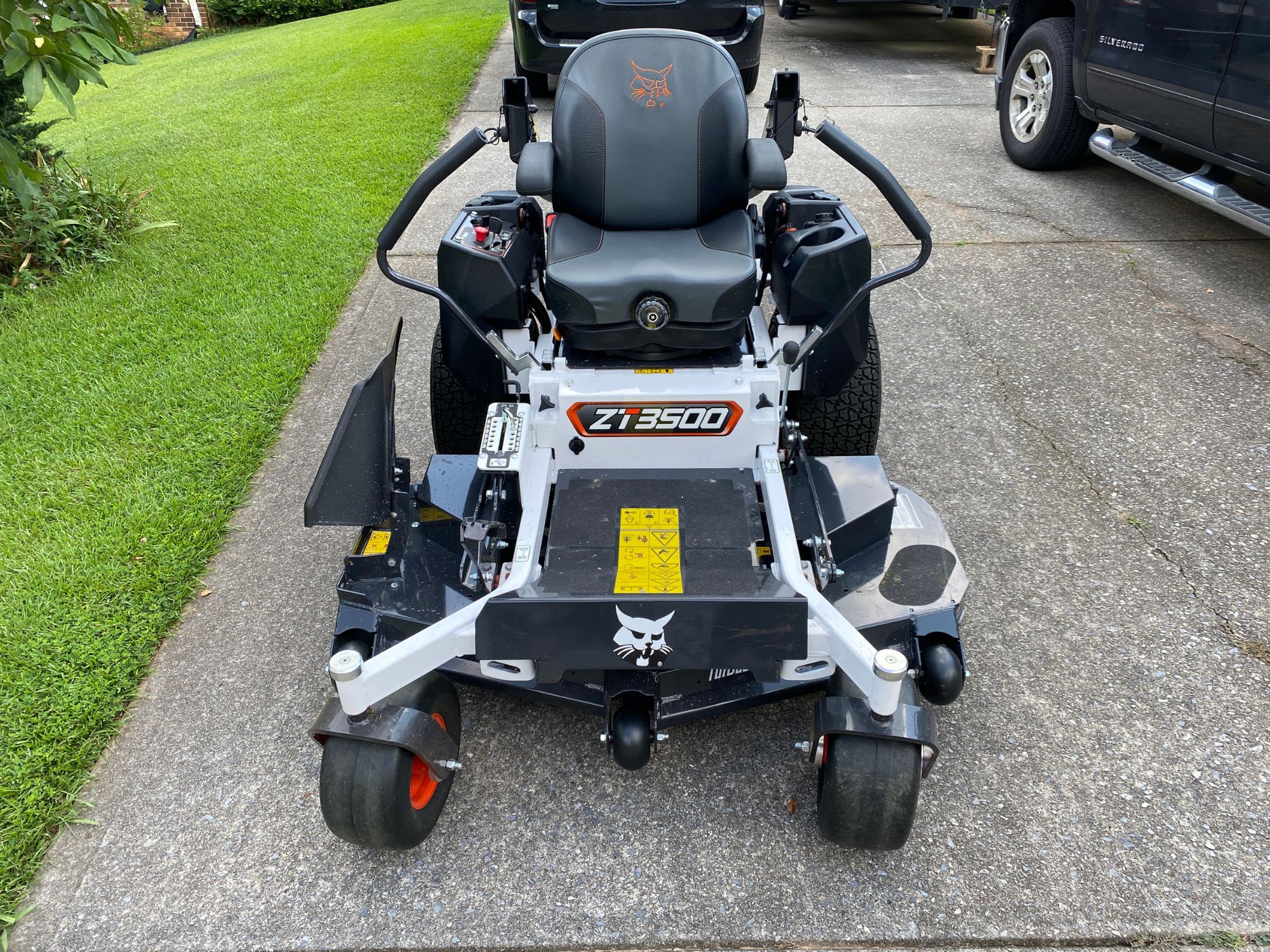 Bobcat ZT3500 Zero Turn Mower