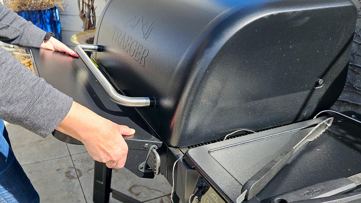 Traeger Review Attaching front table to Traeger Woodridge